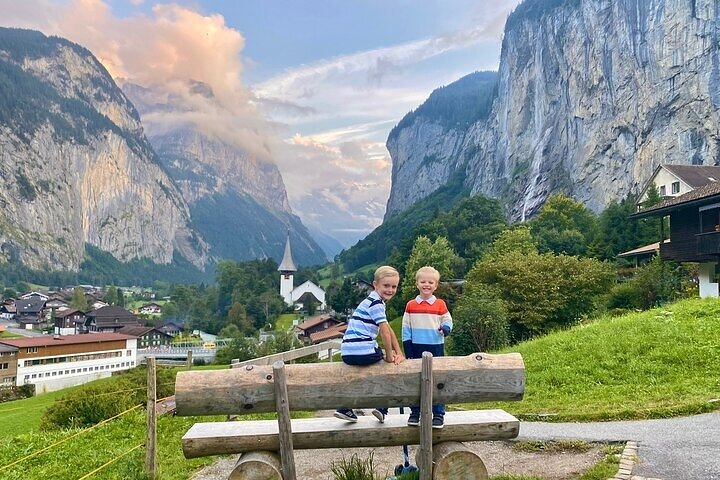 Discover Lauterbrunnen with CHEESE & CHOCOLATE