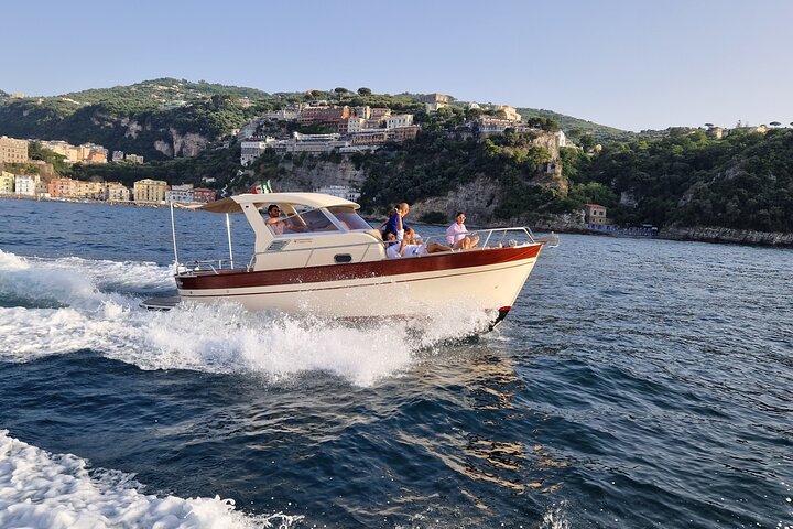 Capri Private Boat Tour from Sorrento, Capri or Positano