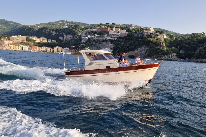 Capri-Positano Private Boat Tour from Sorrento,Positano or Capri