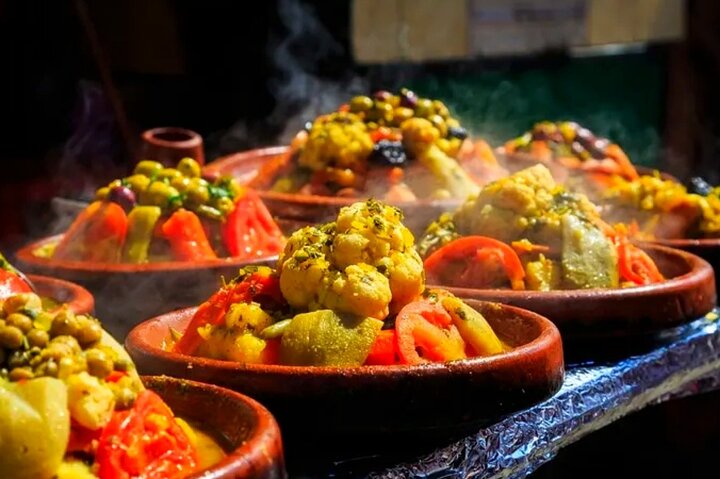 Agafay Desert: Dinner Show with Quad Bike and Sunset Camel Ride