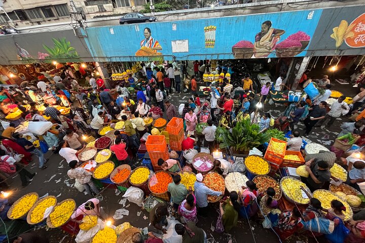 Private Mumbai City Tour with Guide and Transport