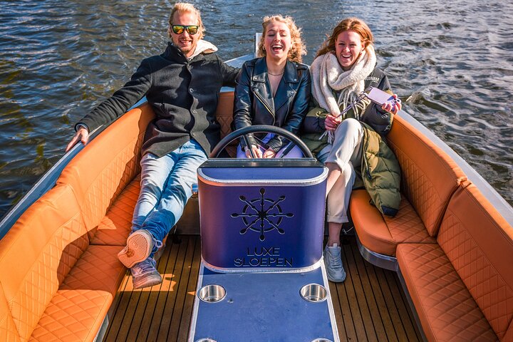 Private Electric Boat Rental in Haarlem (No License Required)