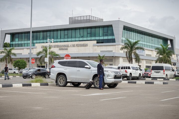 Private Airport transfer to Luanda City