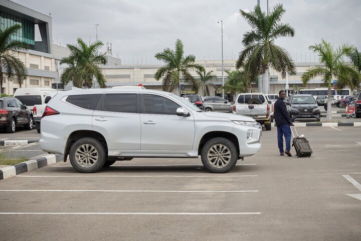 Private Airport transfer to Luanda City