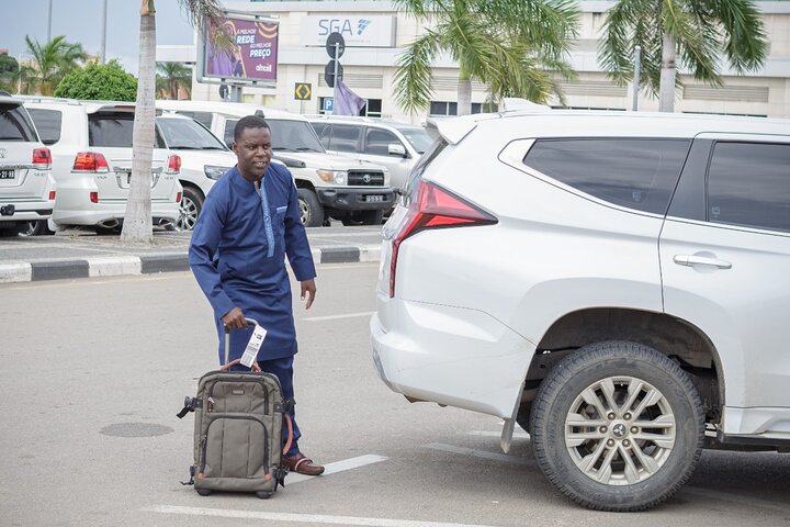 Private Airport transfer to Luanda City