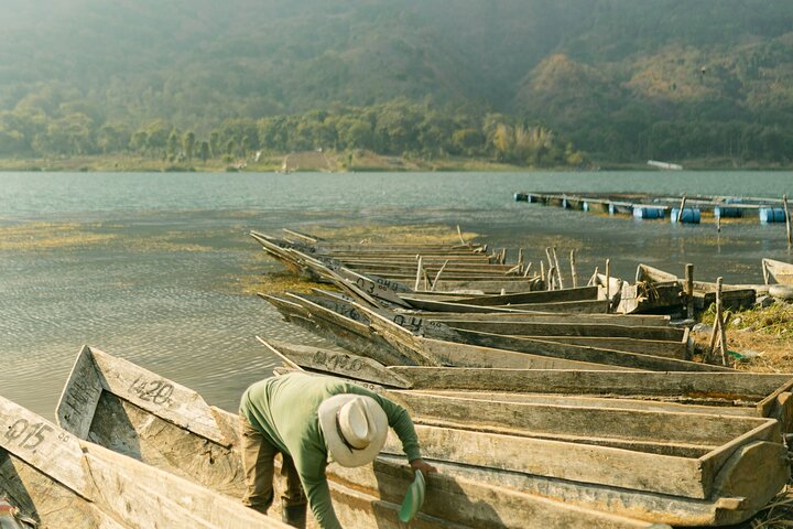 Private Guided Artisanal Fishing Tour on Lake Atitlan