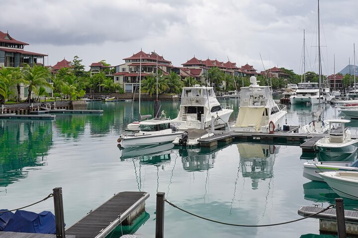 Private Full Day Mahe Island Tour 5-7 persons