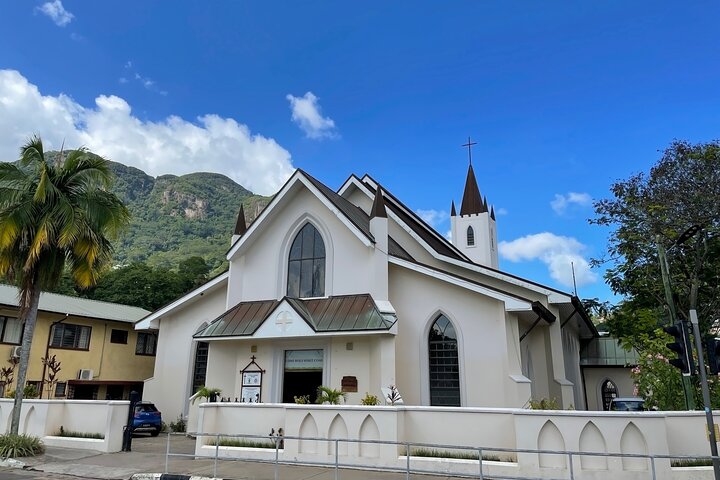 Private Full Day Mahe Island Tour 5-7 persons