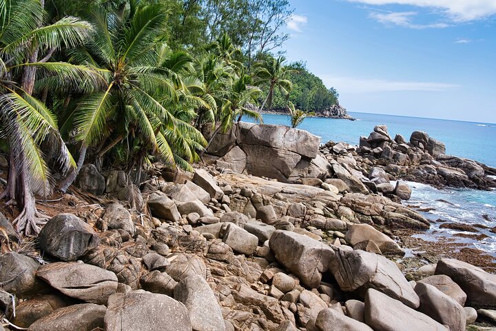 Private Full Day Mahe Island Tour 5-7 persons