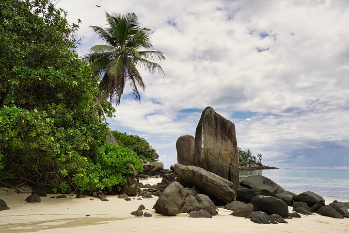 Private Full Day Mahe Island Tour 5-7 persons