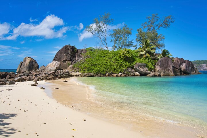 Private Full Day Mahe Island Tour 5-7 persons