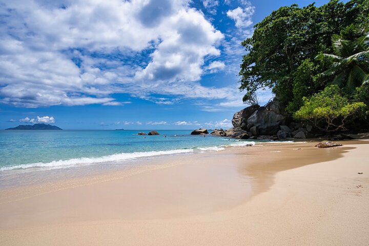 Private Full Day Mahe Island Tour 5-7 persons