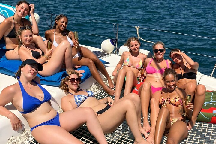 Luxury Catamaran sailing with welcome Drinks Tapas Max10-12Person