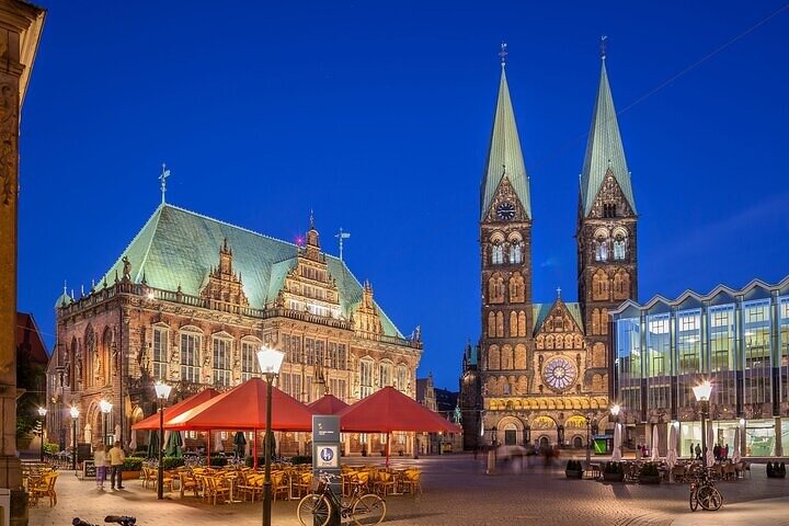 Bremen Must-see Attractions Private Walking Tour with a Guide