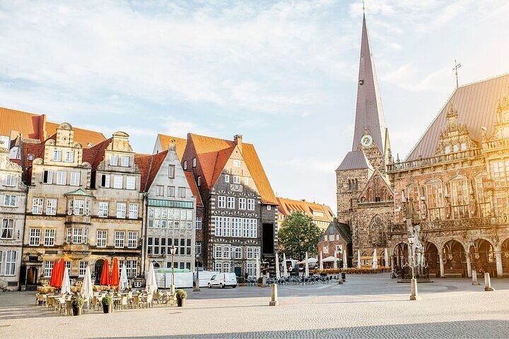 Bremen Must-see Attractions Private Walking Tour with a Guide
