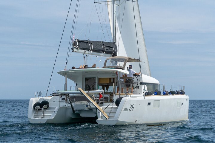 Half-Day Private Tour by Catamaran in Polignano a Mare