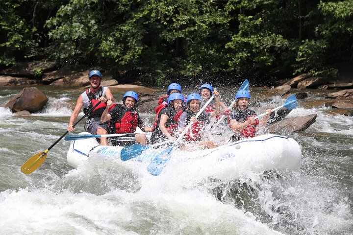 Ocoee River Middle Whitewater Rafting Trip (Most Popular Tour)