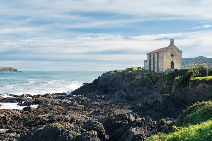 Dragonstone, Mundaka and Guernica from Bilbao