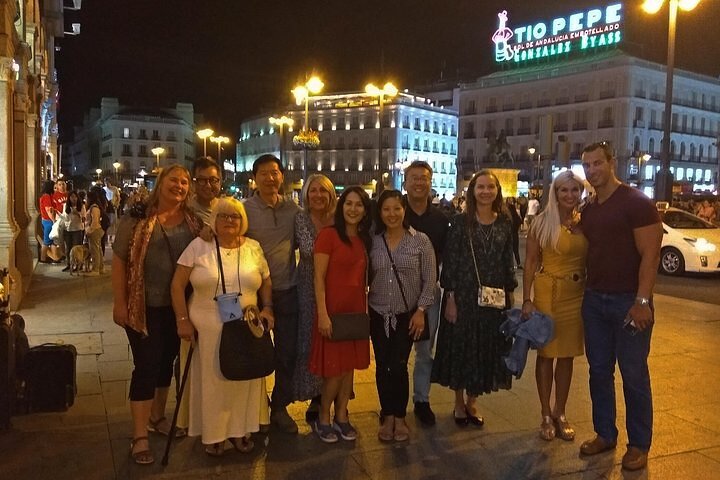 Madrid Tapas & Wine Tasting Food Tour – Small Group Local Bars