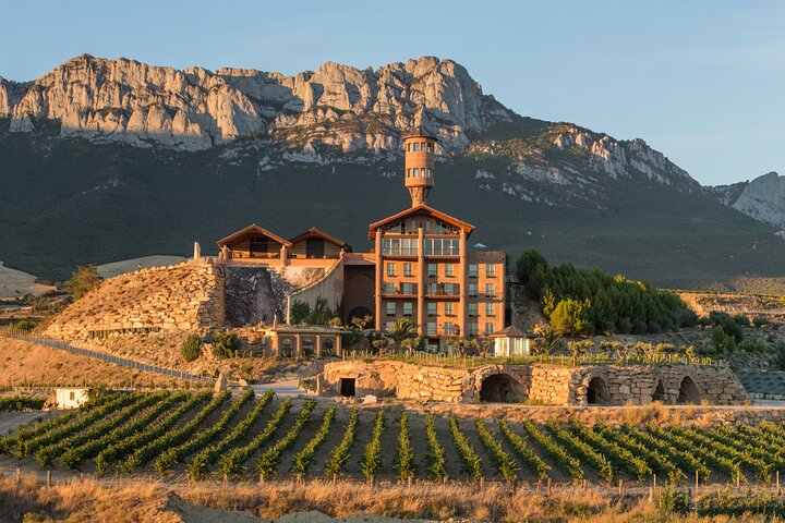 La Rioja wines and Laguardia tour from San Sebastian