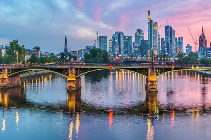 Frankfurt Must-See Attractions Walking Tour With A Guide