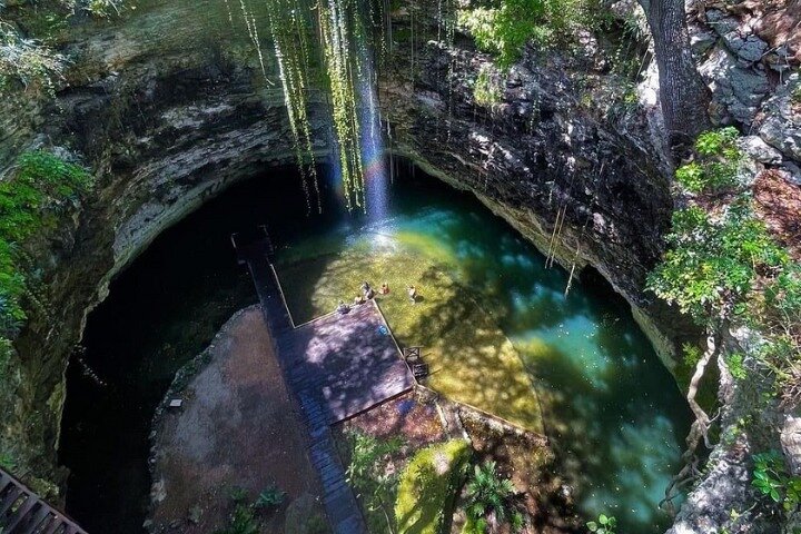 Chichen Itza, Cenote, and Valladolid Tour