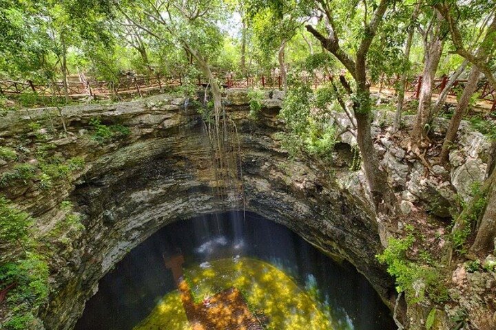Chichen Itza, Cenote, and Valladolid Tour