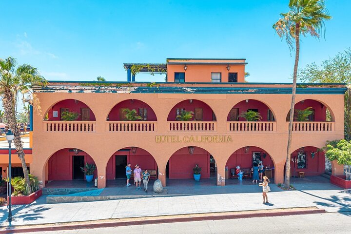 La Paz City Tour with Balandra Beach and Pueblo Magica Todos Santos