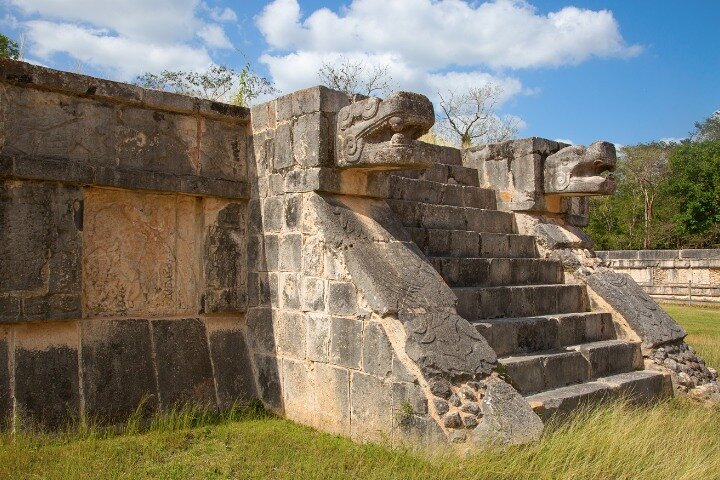 Early morning Chichen Itza Tour: Cenote and Tequila Tasting