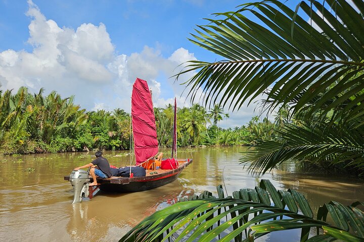 Mekong River Relaxing Sail boat cruise to Coconut Canals (1.5HRS)