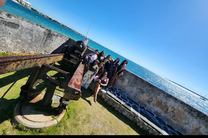 ATV Half Day City Tour in Nassau: Guided Tour With Free Samples
