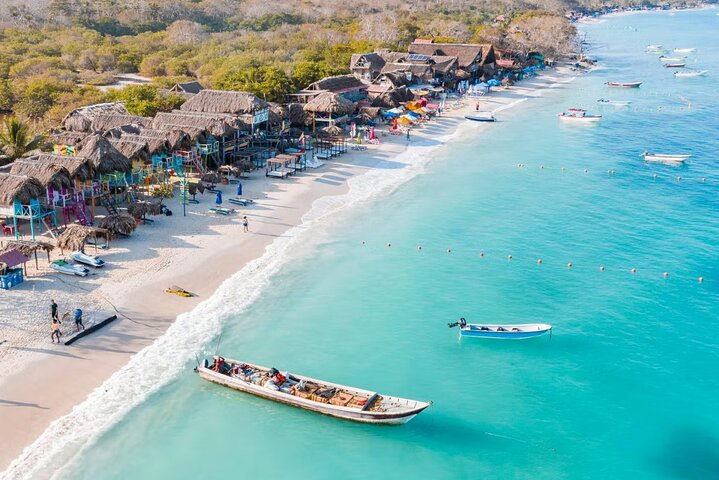 Cartagena 5 Island Hop Tour: Lunch, Snorkel, Beach Clubs, & More