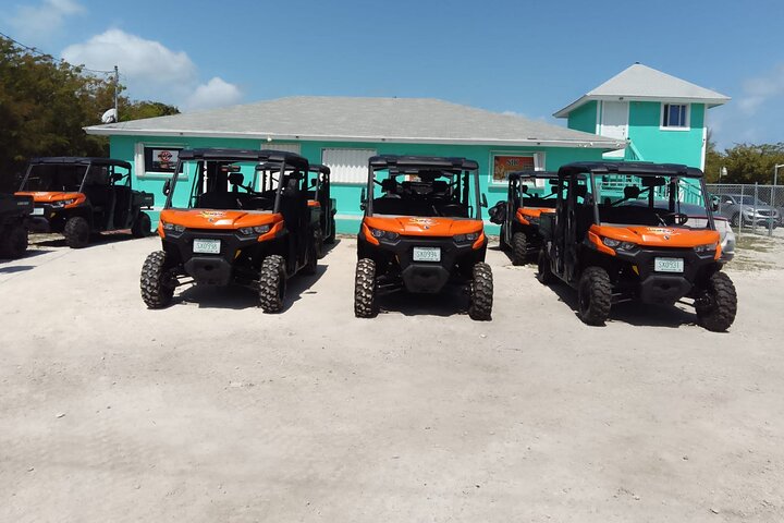 Exuma,Bahamas: 6 Seater Buggy/Jeep Rental with Bluetooth speakers