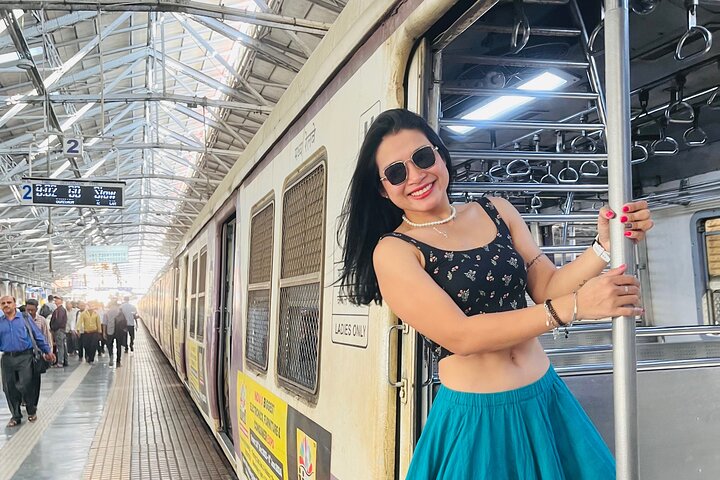 Private Mumbai City Tour with Guide and Transport