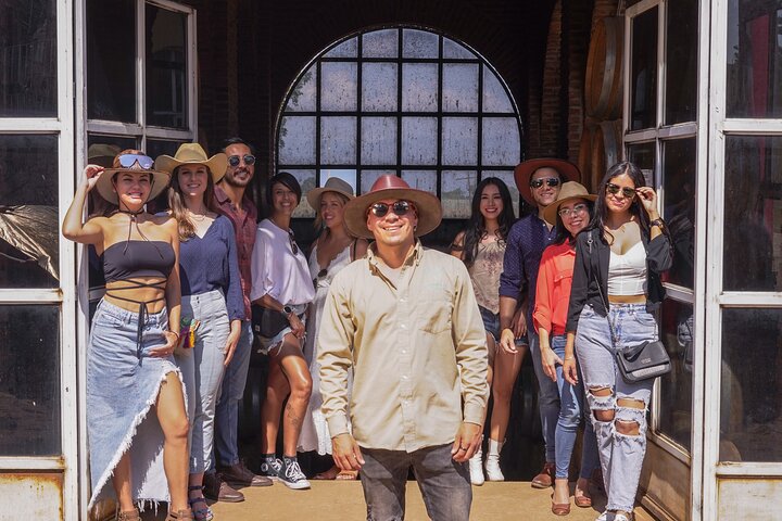 Full Day Tour to Tequila and Amatitán with Fun and Culture