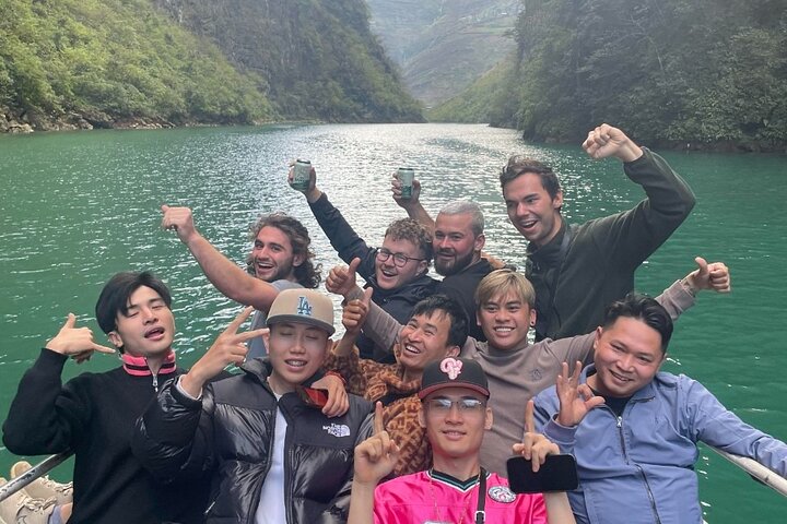 Discover Ha Giang Loop Tour 3 Day 4 Nights with EASY-RIDER