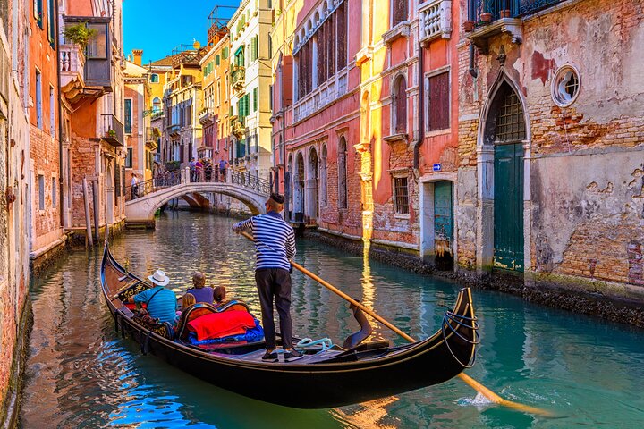 Ravenna Port to Venice with Deluxe Tour by Boat and Gondola