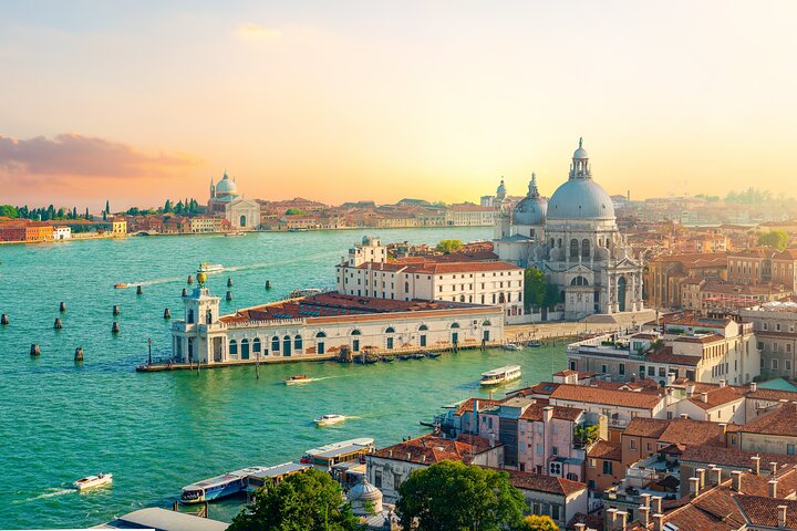 Ravenna Port to Venice with Deluxe Tour by Boat and Gondola