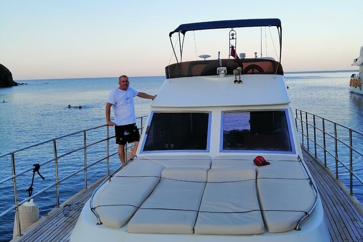Marmaris and Icmeler Private Full-Day Boat Trip with Lunch