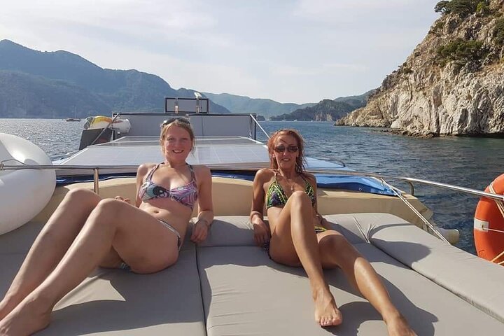 Marmaris and Icmeler Private Full-Day Boat Trip with Lunch
