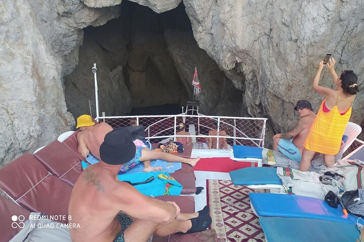 Marmaris and Icmeler Private Full-Day Boat Trip with Lunch