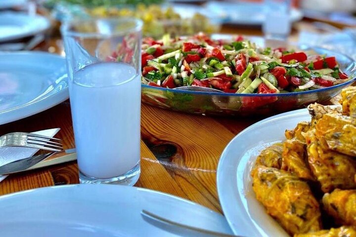 Marmaris and Icmeler Private Full-Day Boat Trip with Lunch