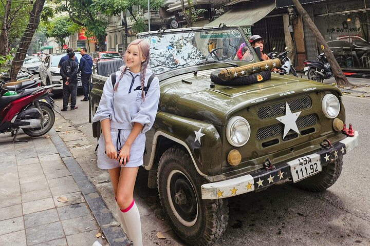 Hanoi Jeep Tour: Food, Culture and Fun by Vietnam Army Jeep