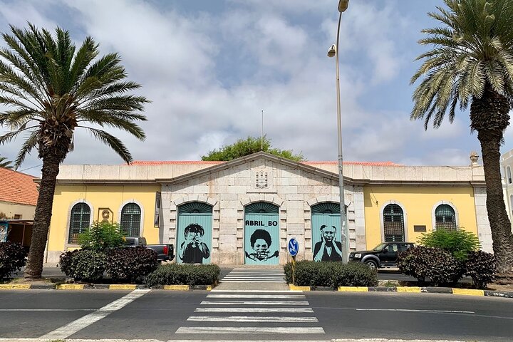Walking tour with traditional music in Mindelo