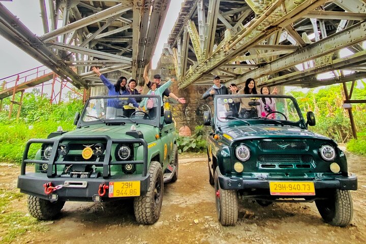 Hanoi Jeep Tour: Food, Culture and Fun by Vietnam Army Jeep