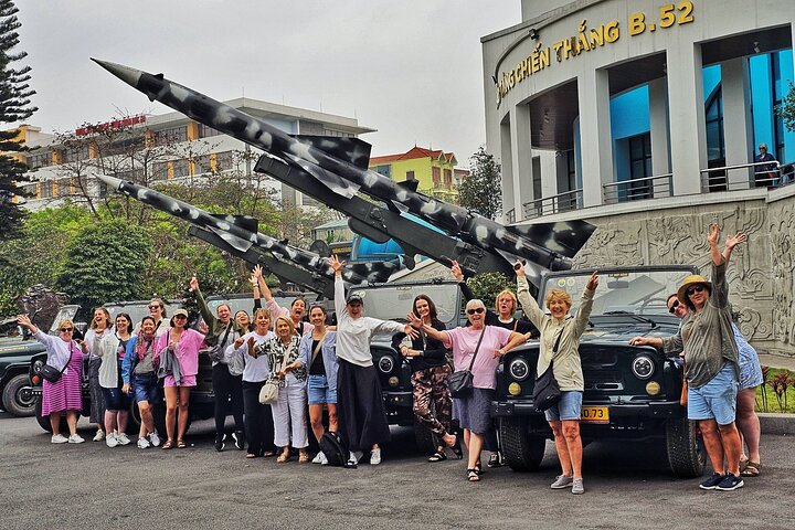 Hanoi Jeep Tour: Food, Culture and Fun by Vietnam Army Jeep