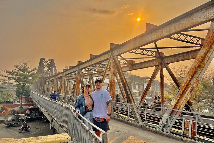 Hanoi Jeep Tour: Food, Culture and Fun by Vietnam Army Jeep
