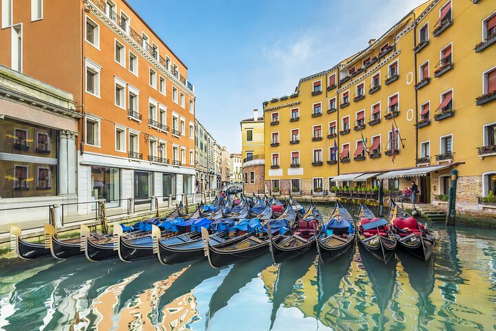 Ravenna Port to Venice with Deluxe Tour by Boat and Gondola