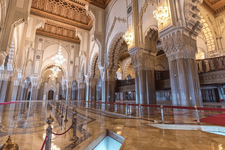 Casablanca Half-day Guided Tour with Hassan II mosque ticket