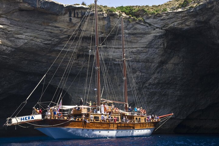 Round Malta Cruise Including Blue Lagoon With Lunch & Drinks